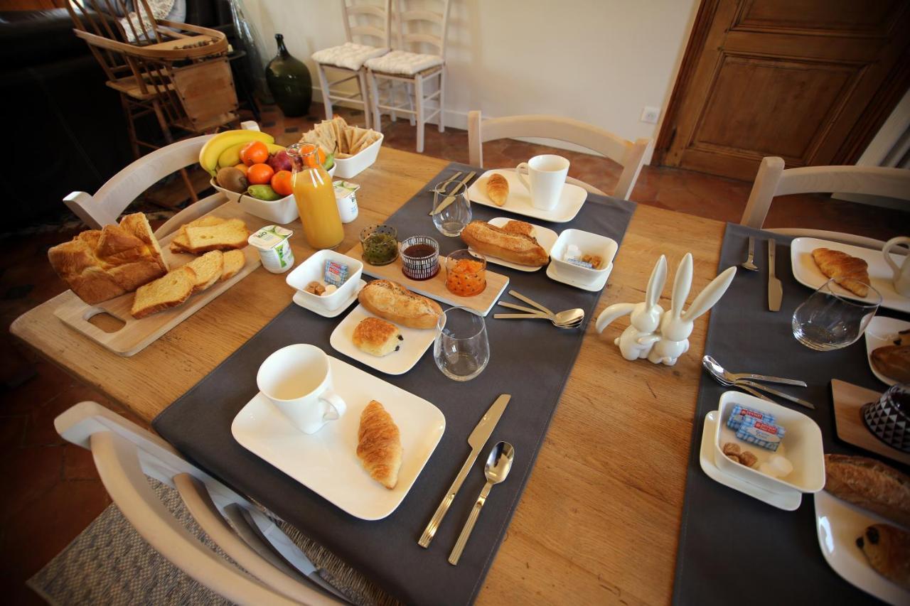 לינה וארוחת בוקר Gouaix Les Reves De Flamboin מראה חיצוני תמונה